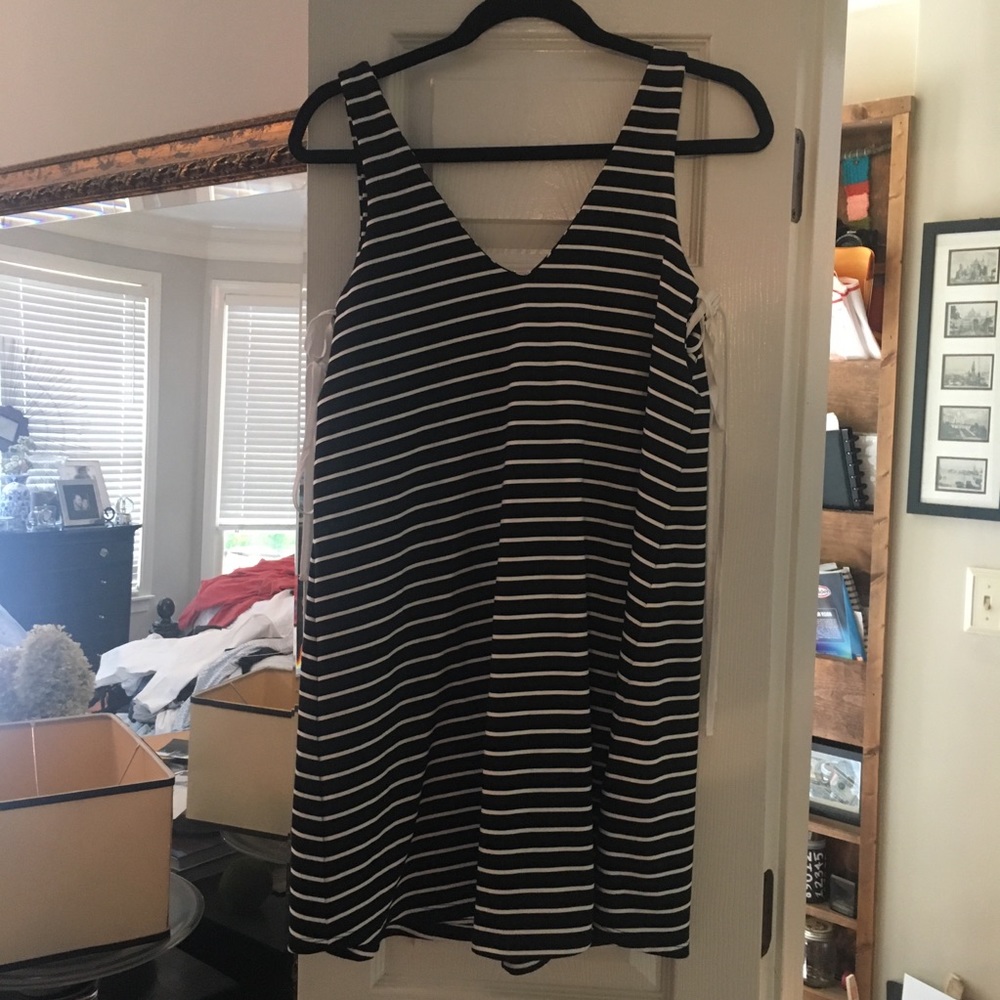 Gianni Bini Striped dress